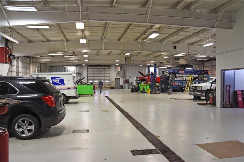 Vaessen Brothers Chevrolet Inc. Sublette, IL